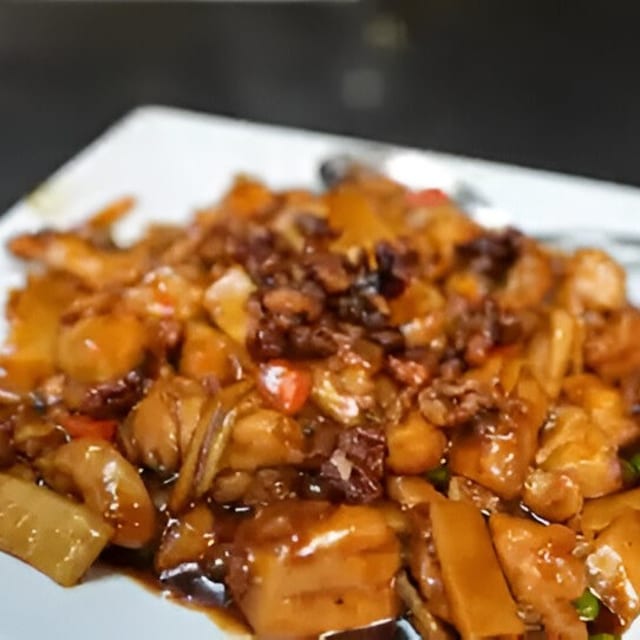 Chicken with Honey Walnuts.