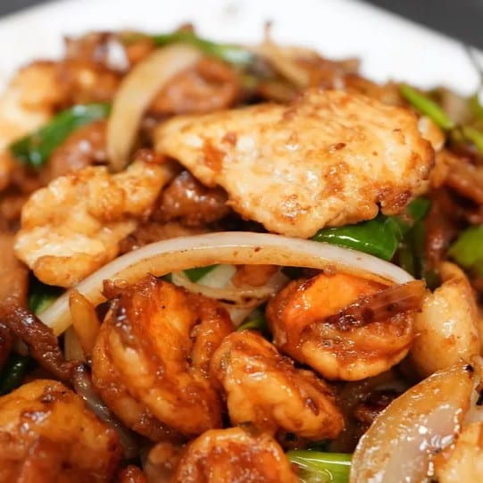 Pork, Chicken & Shrimp Scallion Specialty.